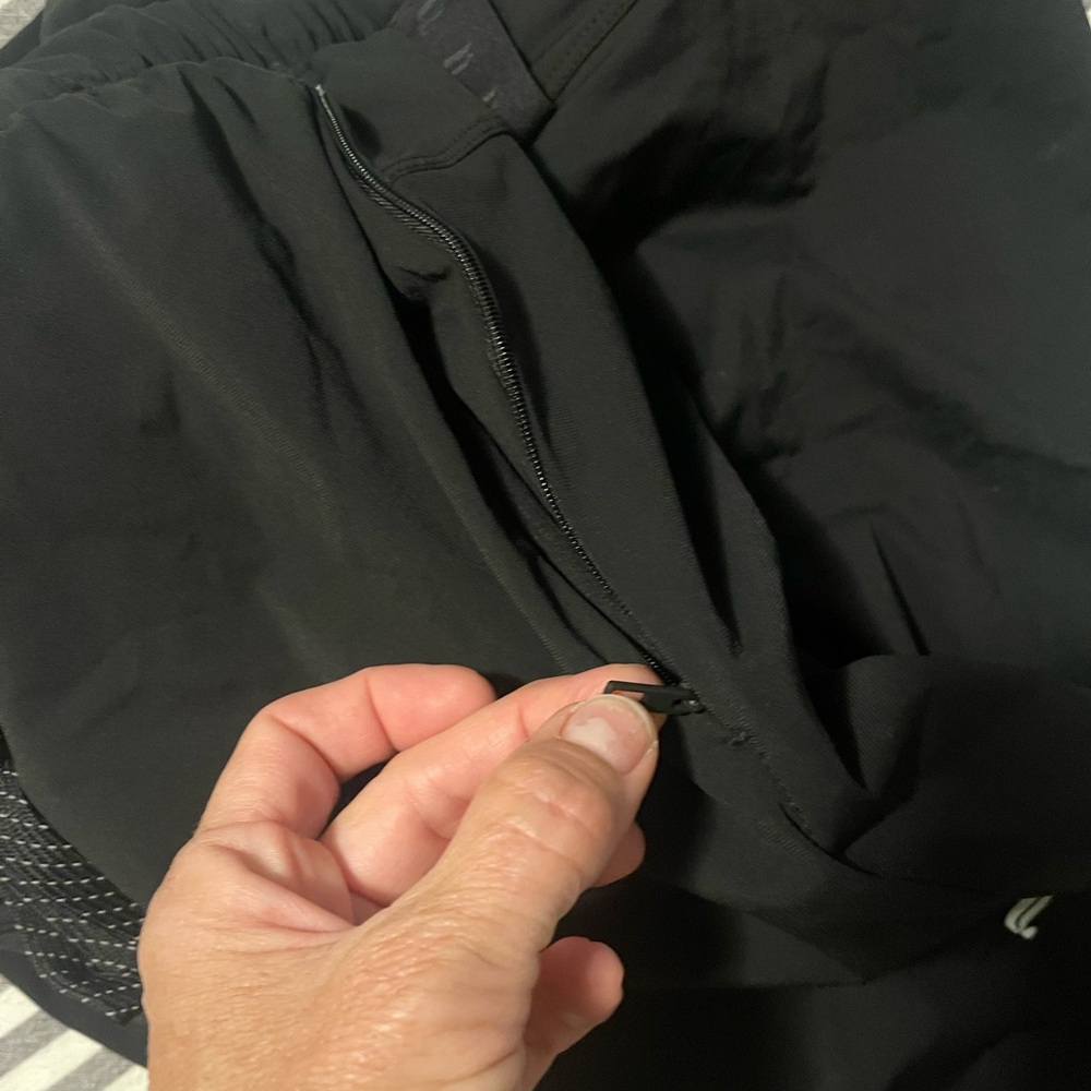 Fabletics short bundle - Picture 9 of 17